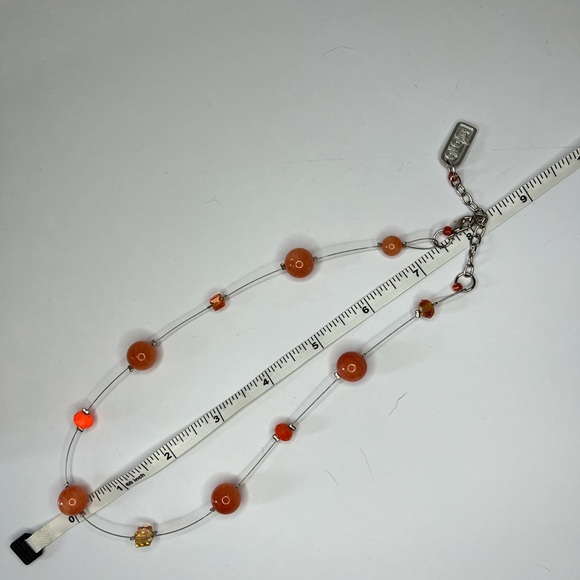 Modern 8” wire necklace - Picture 4 of 7